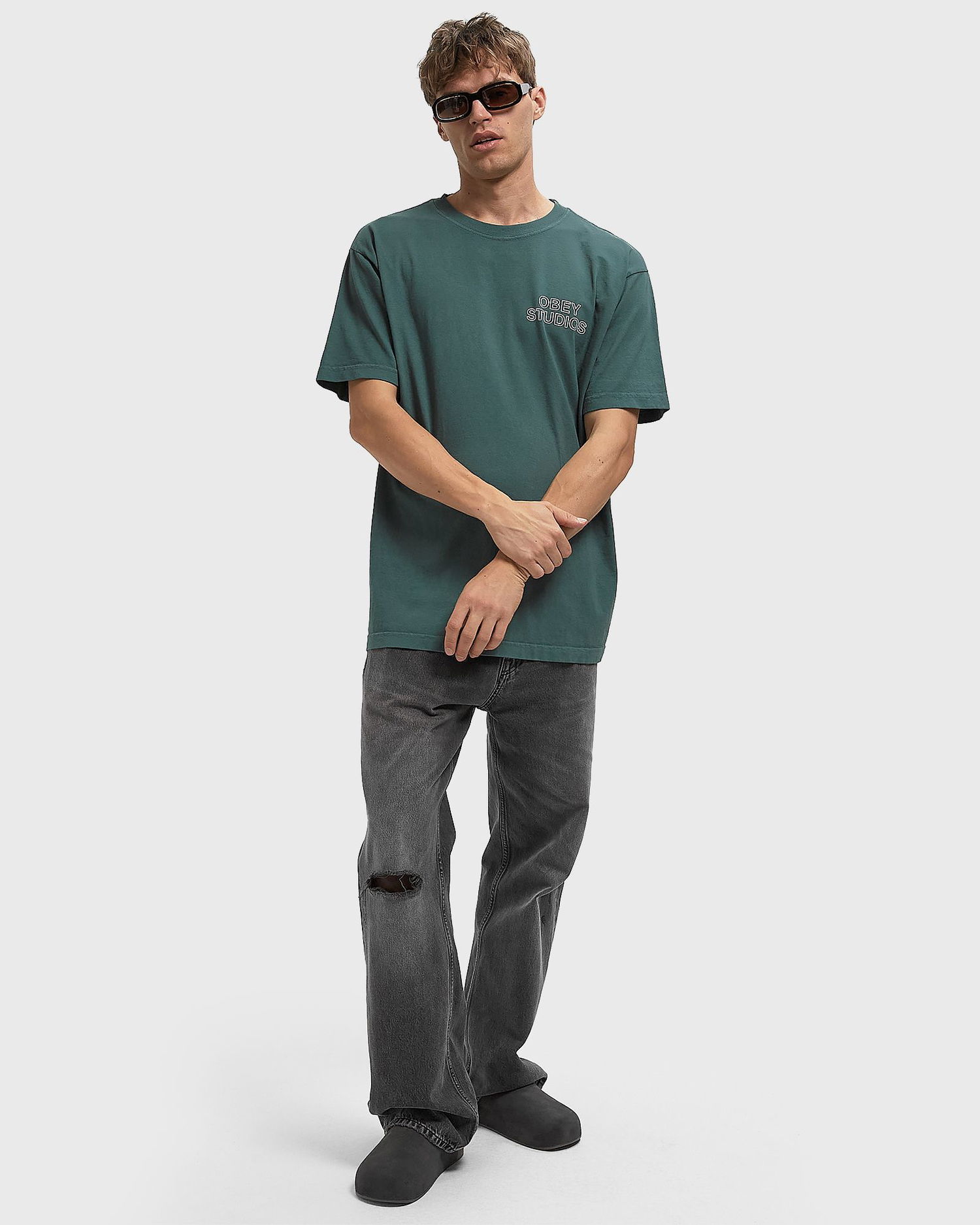 Tričko OBEY Obey Studios Outline T-Shirt Zelené | 167924095-RFR, 1