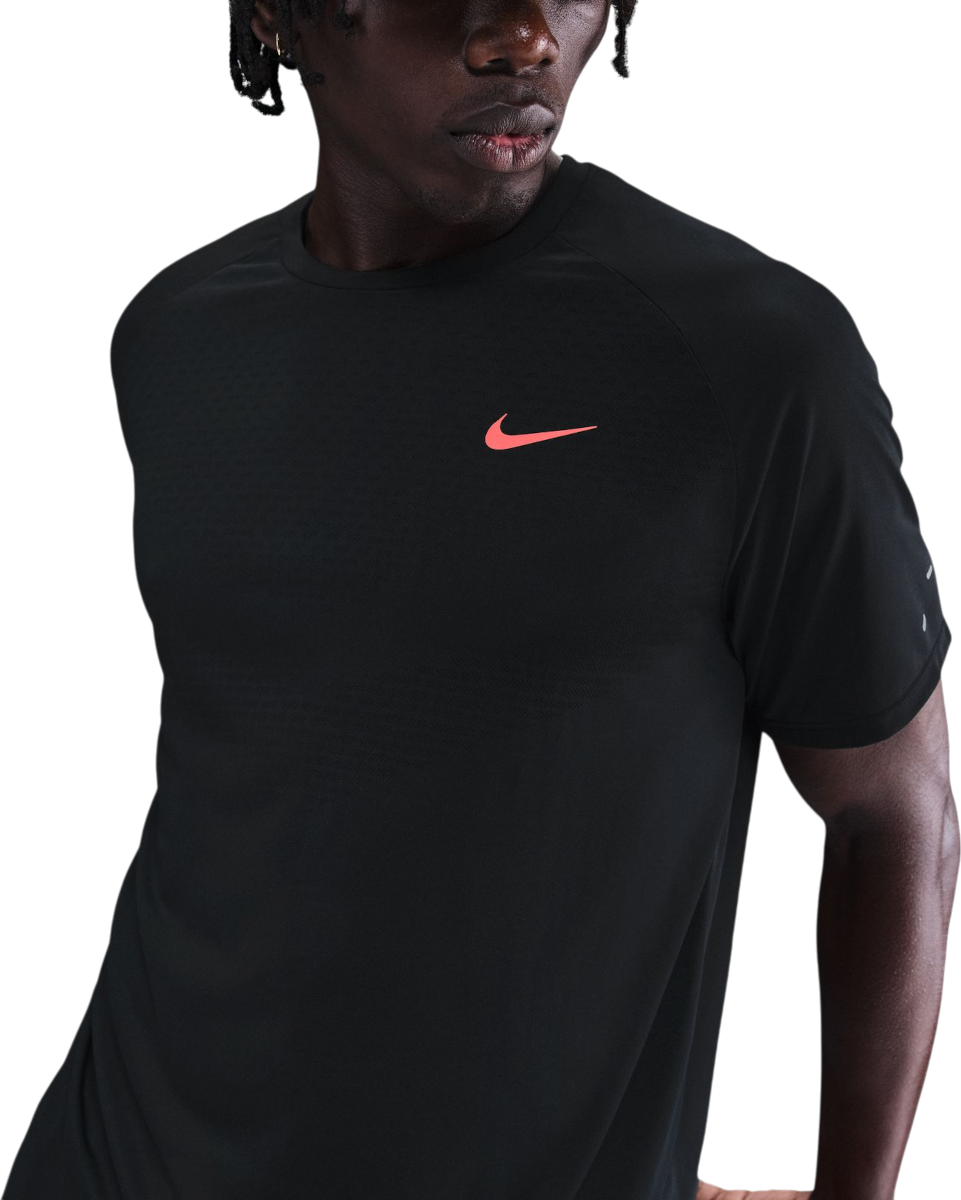 Tričko Nike Nike Stride T-Shirt Čierna | hv2128-010, 1