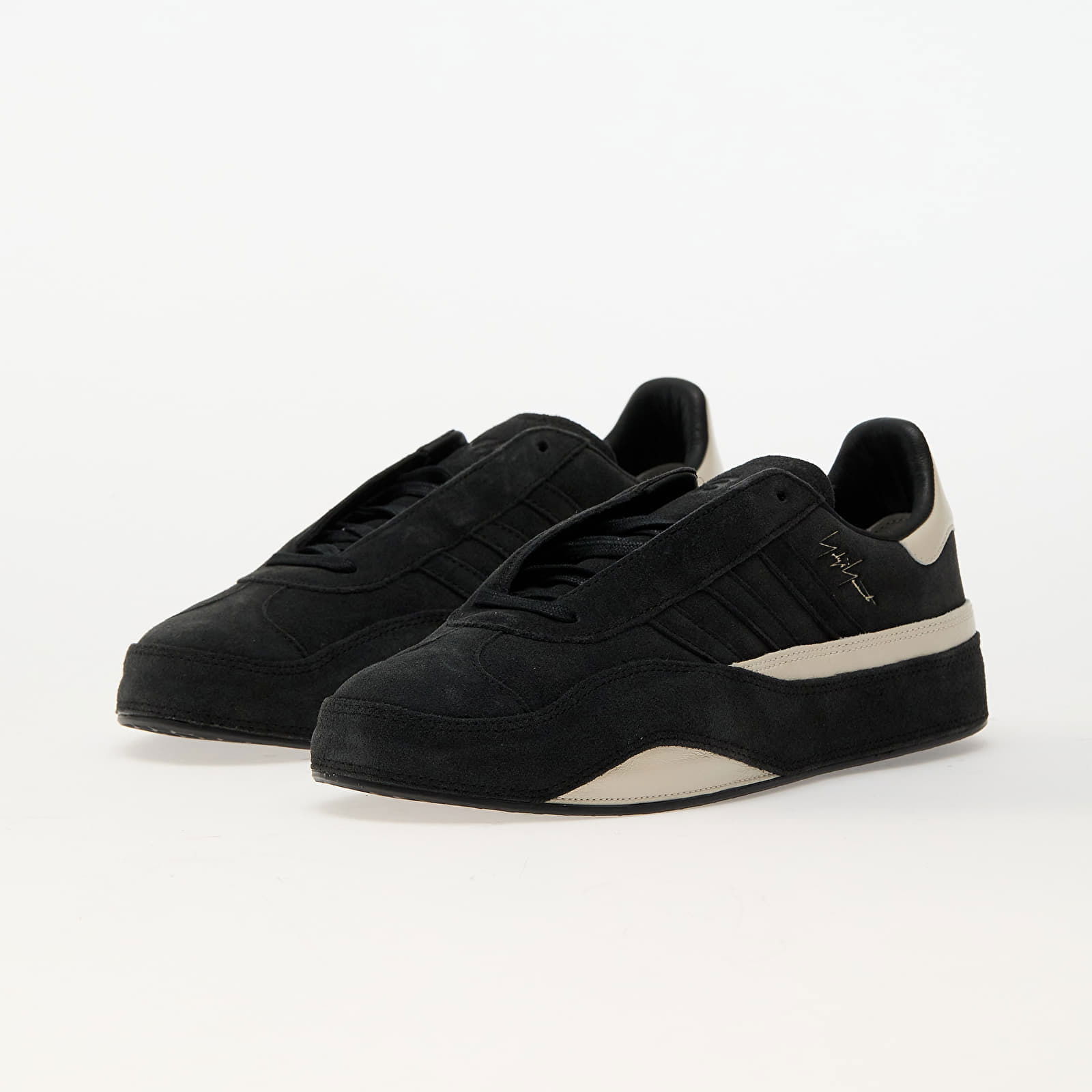 Gazelle Black/ Black/ Aluminium