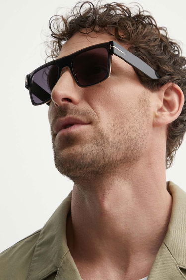 Slnečné okuliare Tom Ford Tom Ford FT1073 Sunglasses Čierna | FT1073.5401A, 6