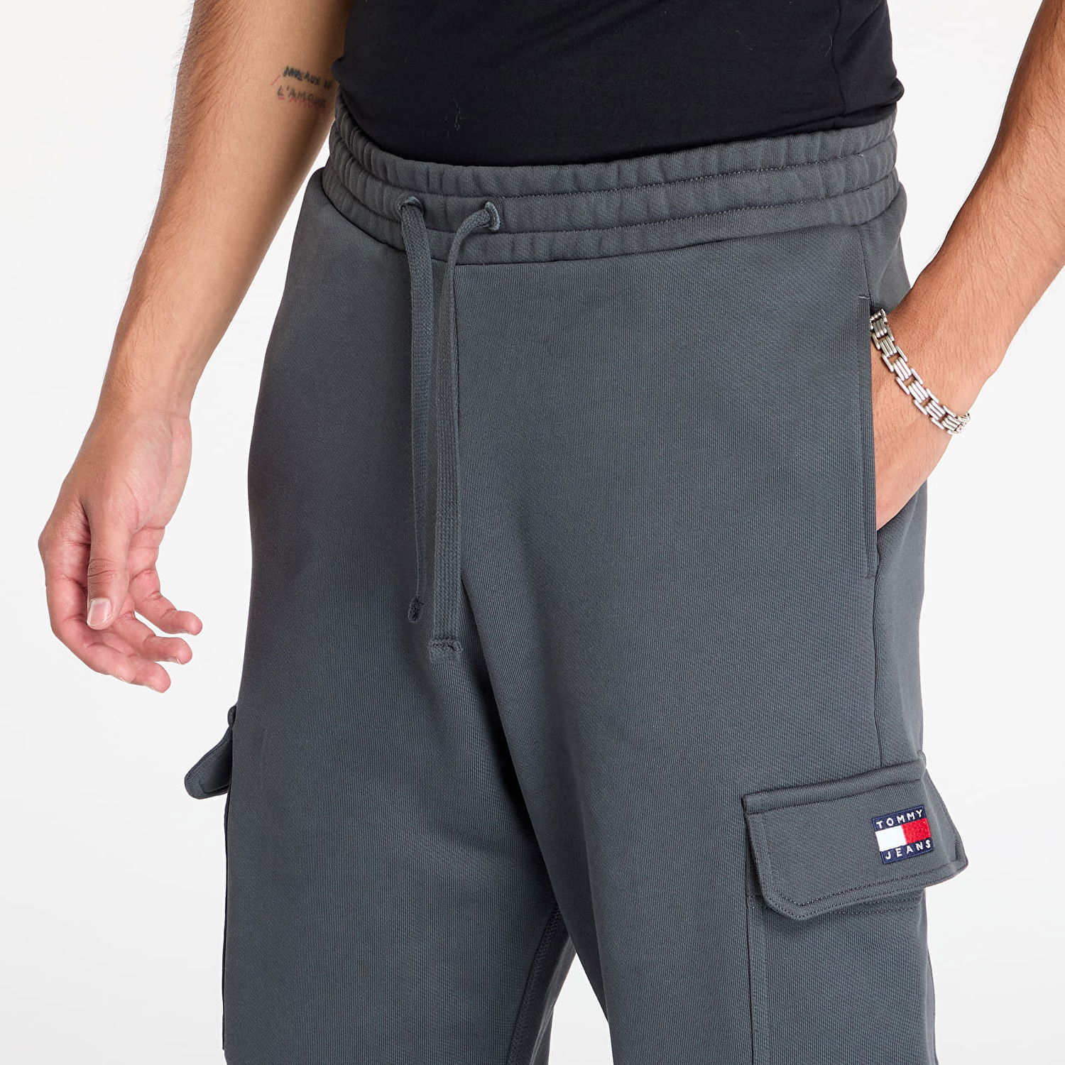 Džínsy Tommy Hilfiger Tommy Jeans Regular Badge Car Pants Gray L Šedá | DM0DM19807 PUB, 1