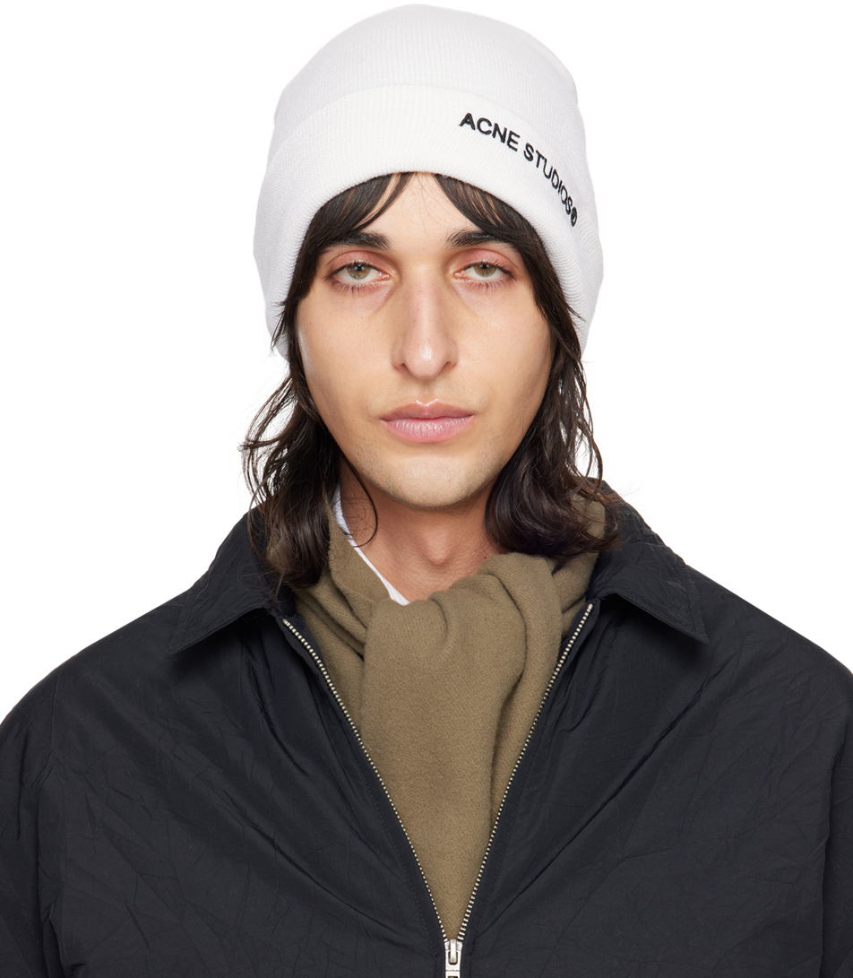 Kulicha Acne Studios Embroidered Beanie Biela | C40334-, 0