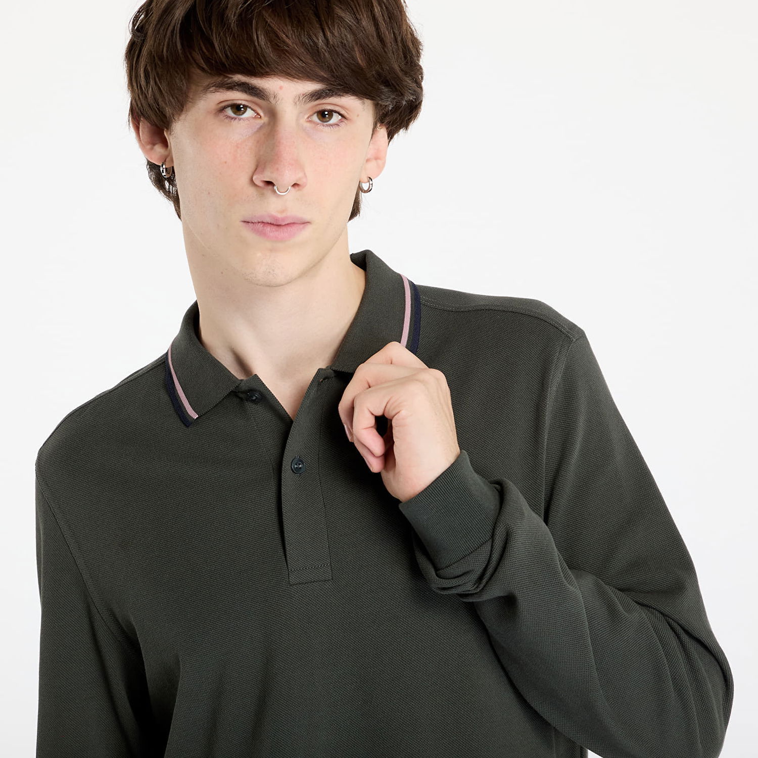 Tričko Fred Perry T-shirt LS Twin Tipped Shirt Field Green/ Dark Pink/ Navy M Čierna | M3636 W63, 1
