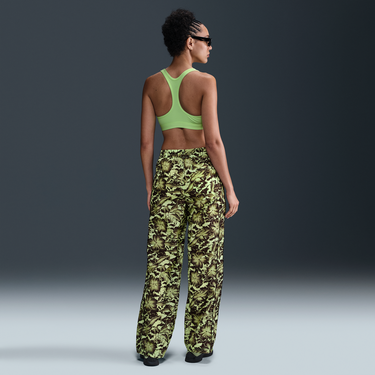 Cargo nohavice Nike Sportswear Windrunner Printed Mid-Rise UV Protection Woven Pants Zelené | HM7286-701, 2