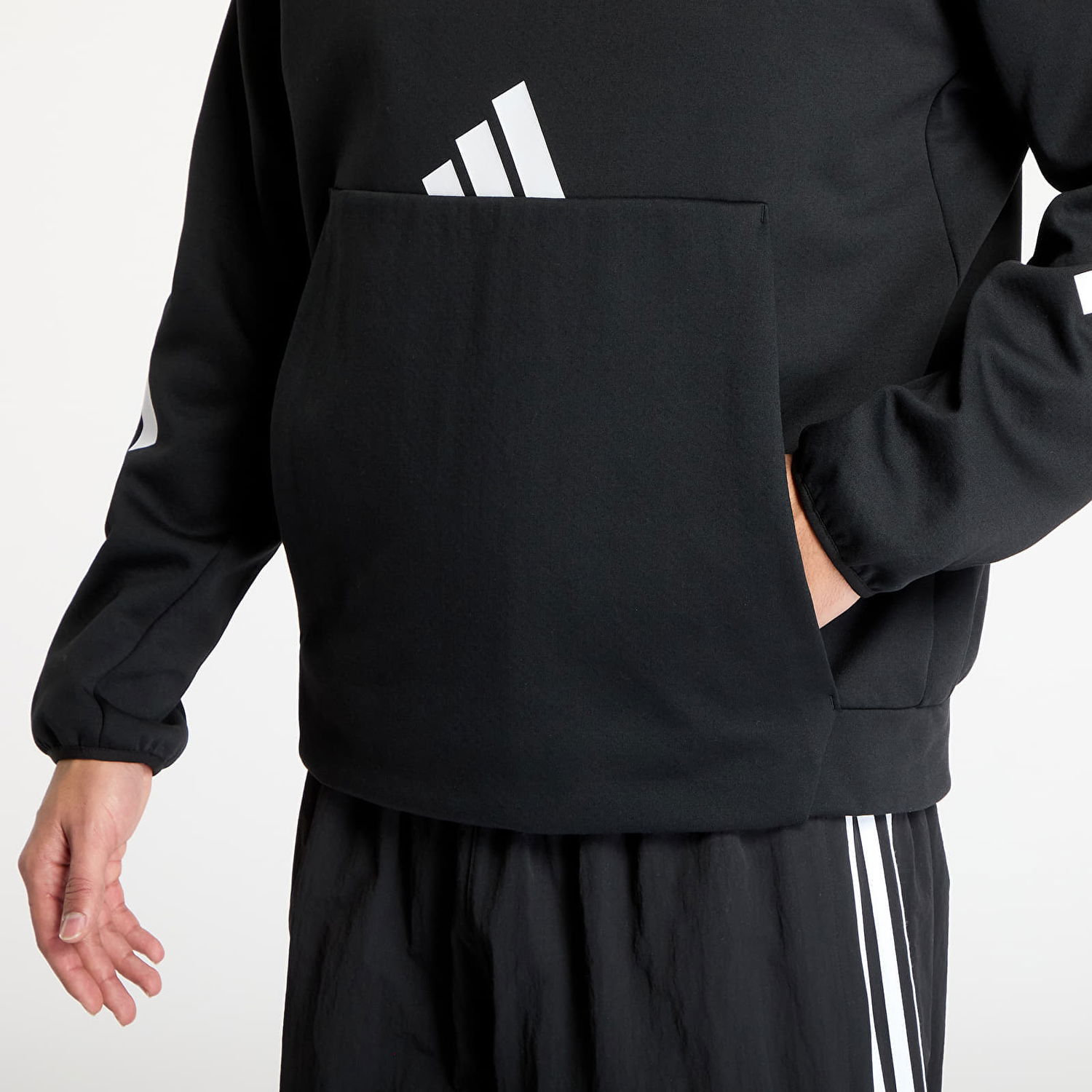 Mikina adidas Originals Z.N.E. Hoodie Black Čierna | JP0371, 1