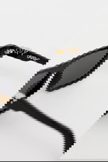 Slnečné okuliare Off-White Off-White Rectangular Sunglasses with OFF Logo Detail Čierna | OERI13E.561007, 2