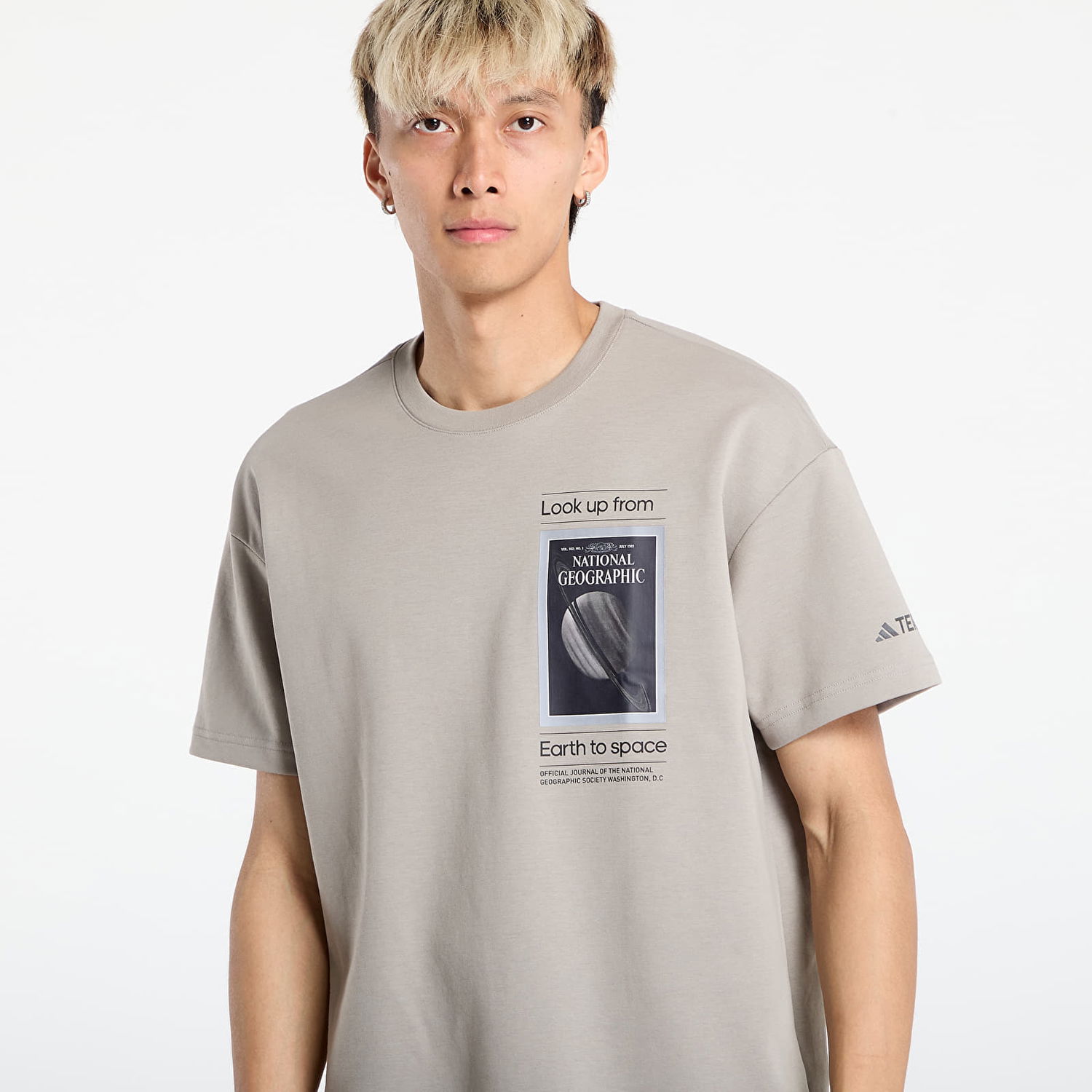 Tričko adidas Performance National Geographic AEROREADY Graphic Tee Béžová | KC2350, 1