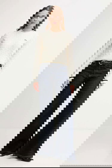 Sveter Lacoste Wool Blend Cable Knit Cropped Sweater Biela | AF4159, 1