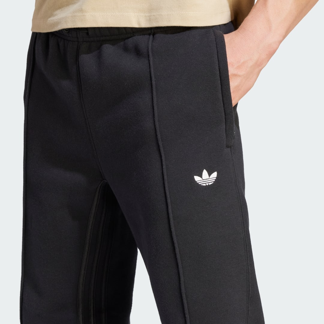 Rekive Sweatpants