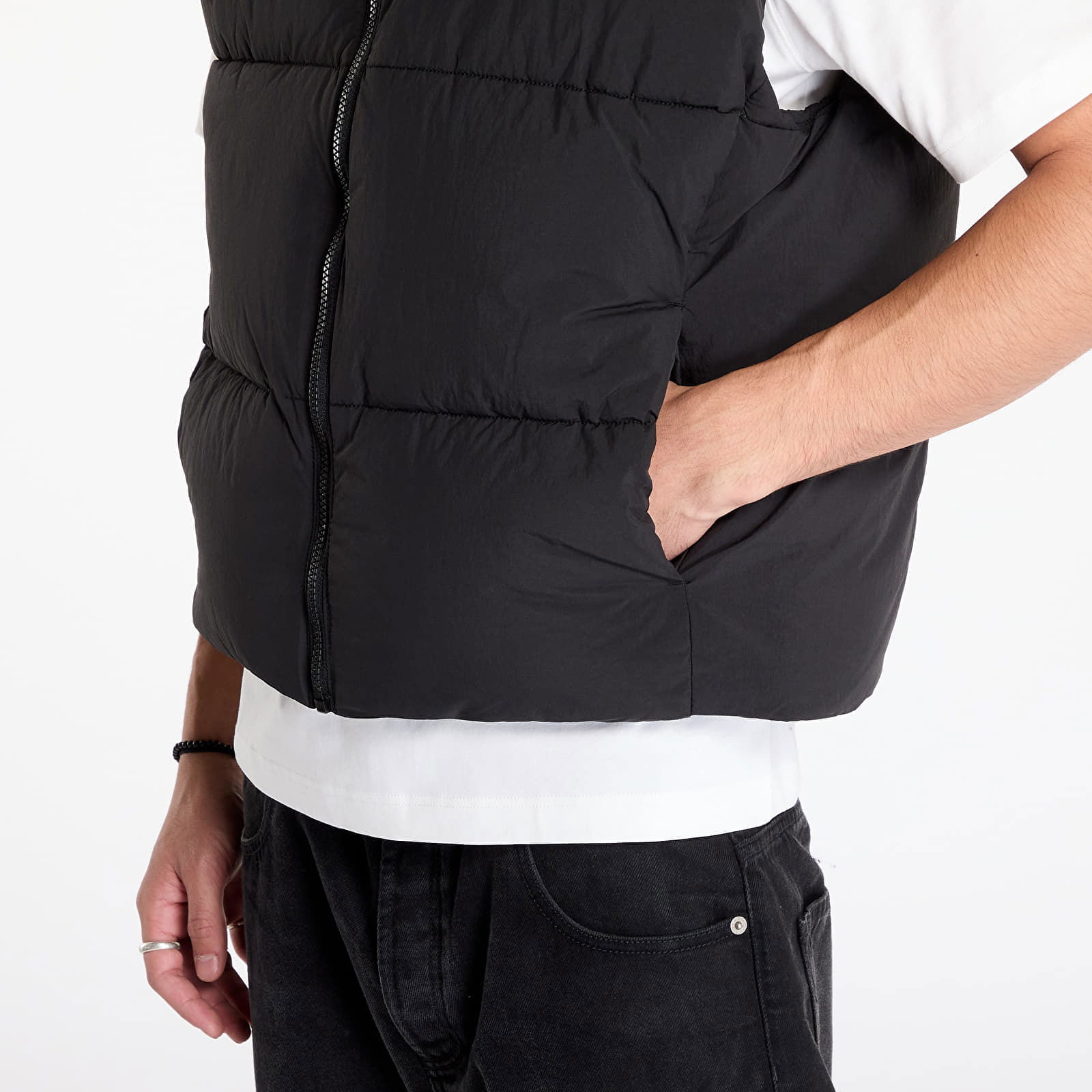 Small Signature Puffer Vest Black S