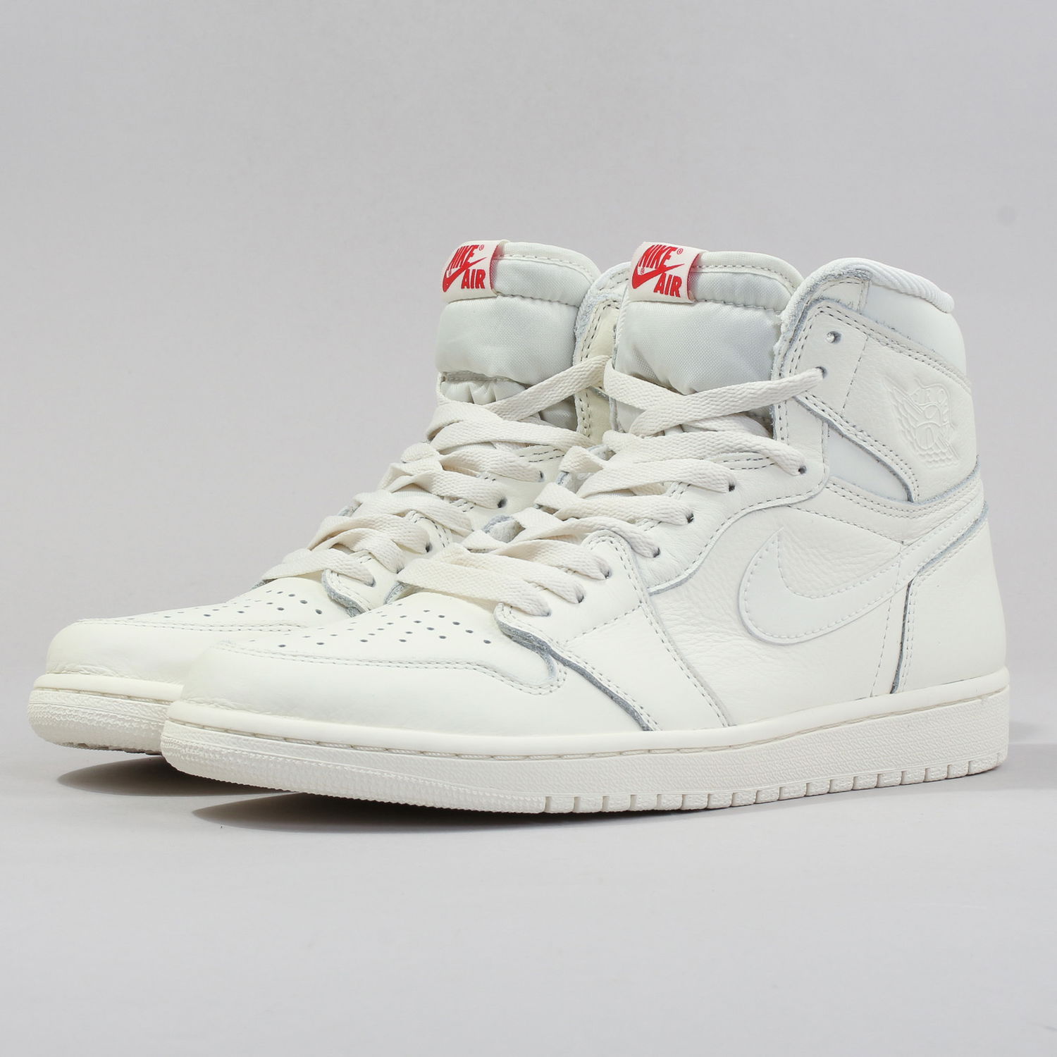Tenisky a topánky Jordan Air Jordan 1 Retro High OG "Sail" Béžová | 555088-114, 1
