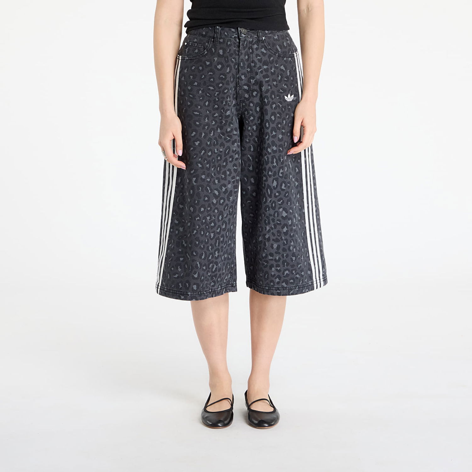 Nohavice adidas Originals adidas Originals Bermuda Shorts Čierna | KA2675, 0