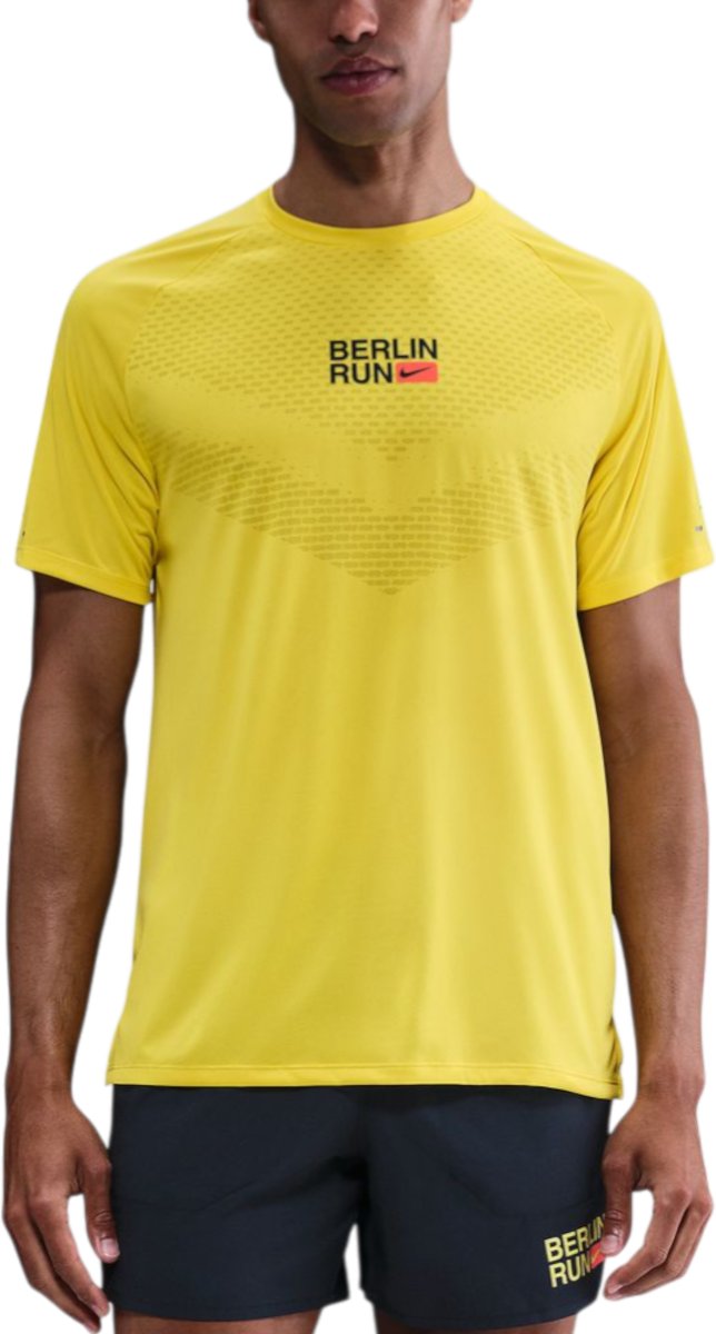 Tričko Nike Nike Stride Berlin Marathon T-Shirt Žltá | ih4069-718
