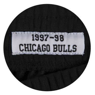 Šortky Mitchell & Ness Chicago Bulls NBA Swingman Shorts Čierna | SMSHAC18023-CBUBLCK97, 3