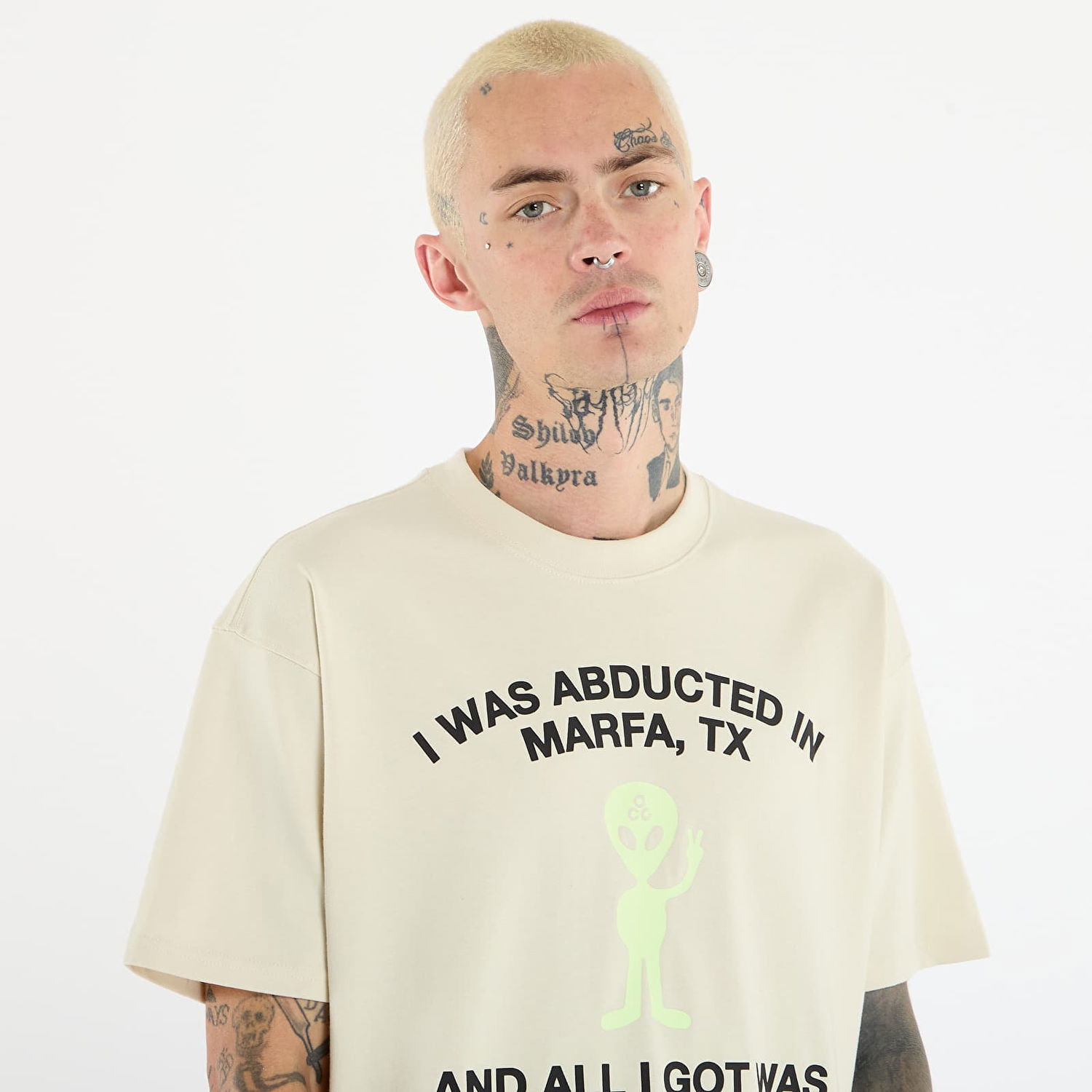 Tričko Nike ACG ACG Abducted in Marfa Graphic T-Shirt Béžová | HV2168-229, 1