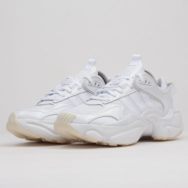 Tenisky a topánky adidas Originals Magmur Runner W Biela | EE4815, 1