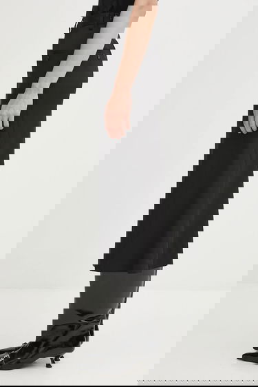 Sukňa Maison Margiela MM6 Maison Margiela Wool Blend Midi A-Line Skirt with Front Pockets Čierna | S52MI0021.S47848.900, 1