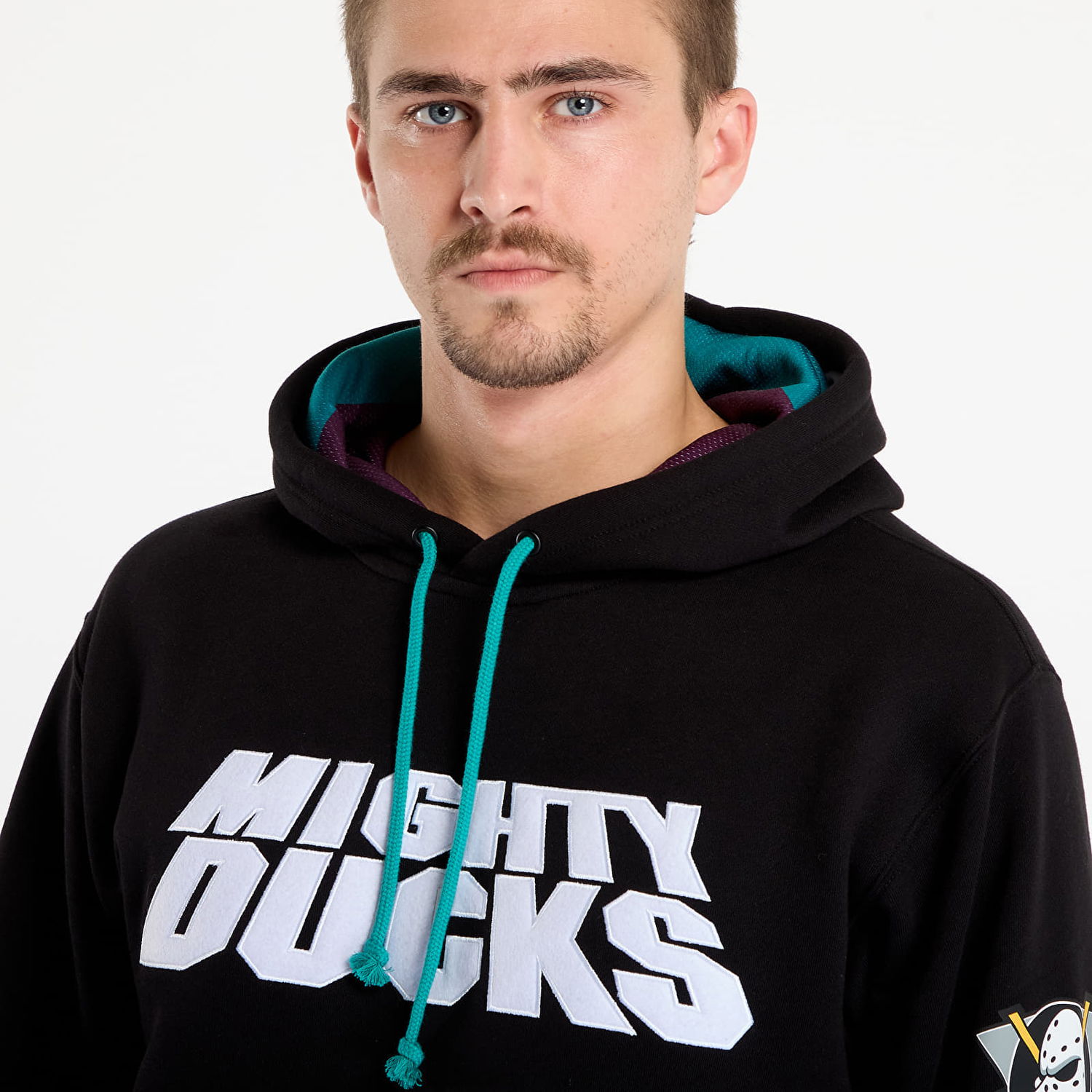 Mikina Mitchell & Ness NHL Playmaker Mighty Ducks Vintage Logo Fleece Hoodie Čierna | TH11148-ADUBLCK, 1