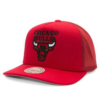 Šiltovka Mitchell & Ness Chicago Bulls Evergreen Trucker Hat Červená | HT8032-CBURED1, 0