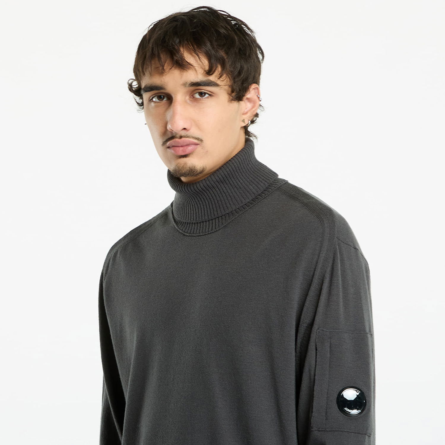 Sveter C.P. Company C.P. Company Extrafine Merino Wool Turtleneck Sweater Šedá | 19CMKN035A005528A-978, 1