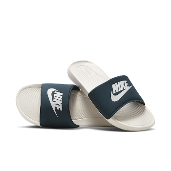 Nike Victori One CN9675-403