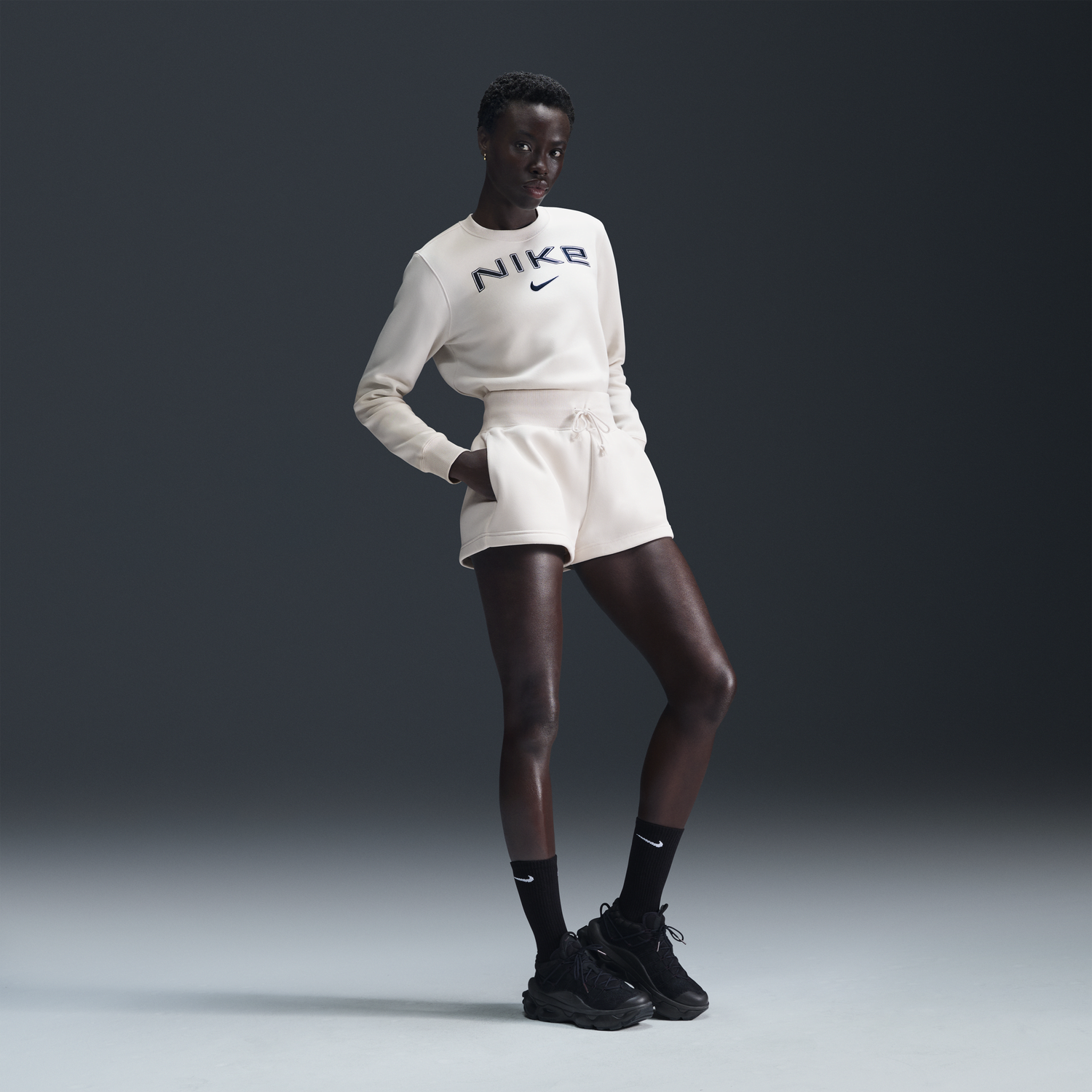 Sveter Nike Sportswear Phoenix Fleece High-Waisted Loose Fit Shorts Béžová | FD1409-104, 0
