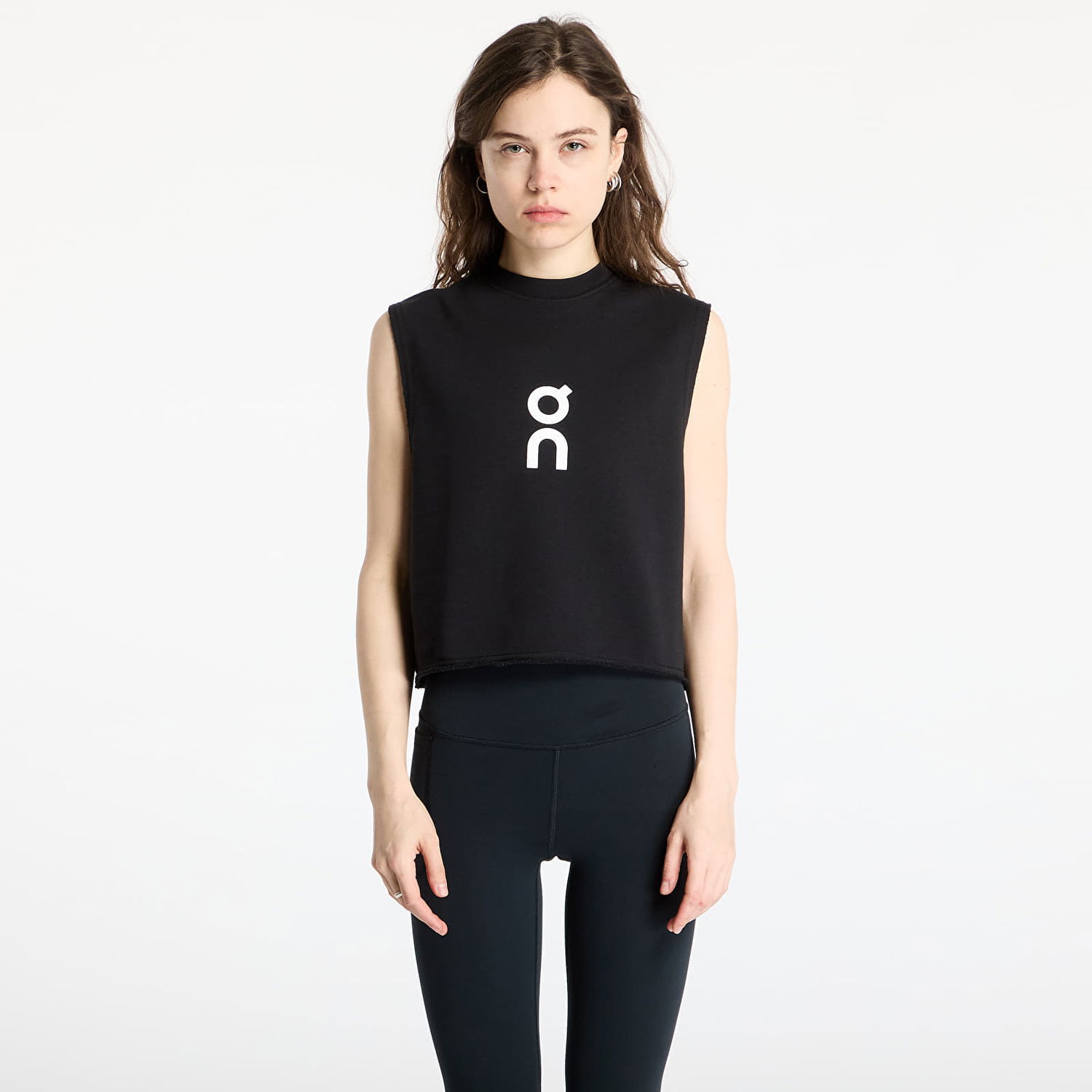 Tielko On Running Club Crew Crop Top Čierna | 1WF11170553 W, 0