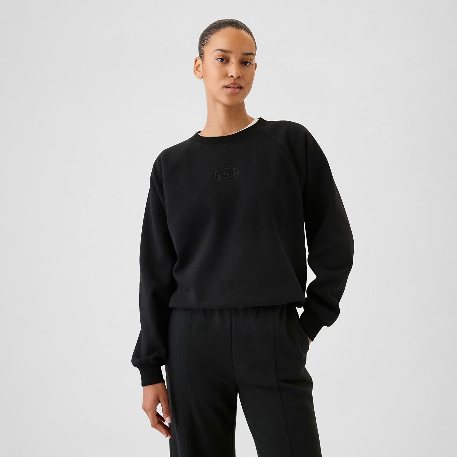 Mikina GAP Sweatshirt Pullover Crew Black Logo M Čierna | 765585-40, 0