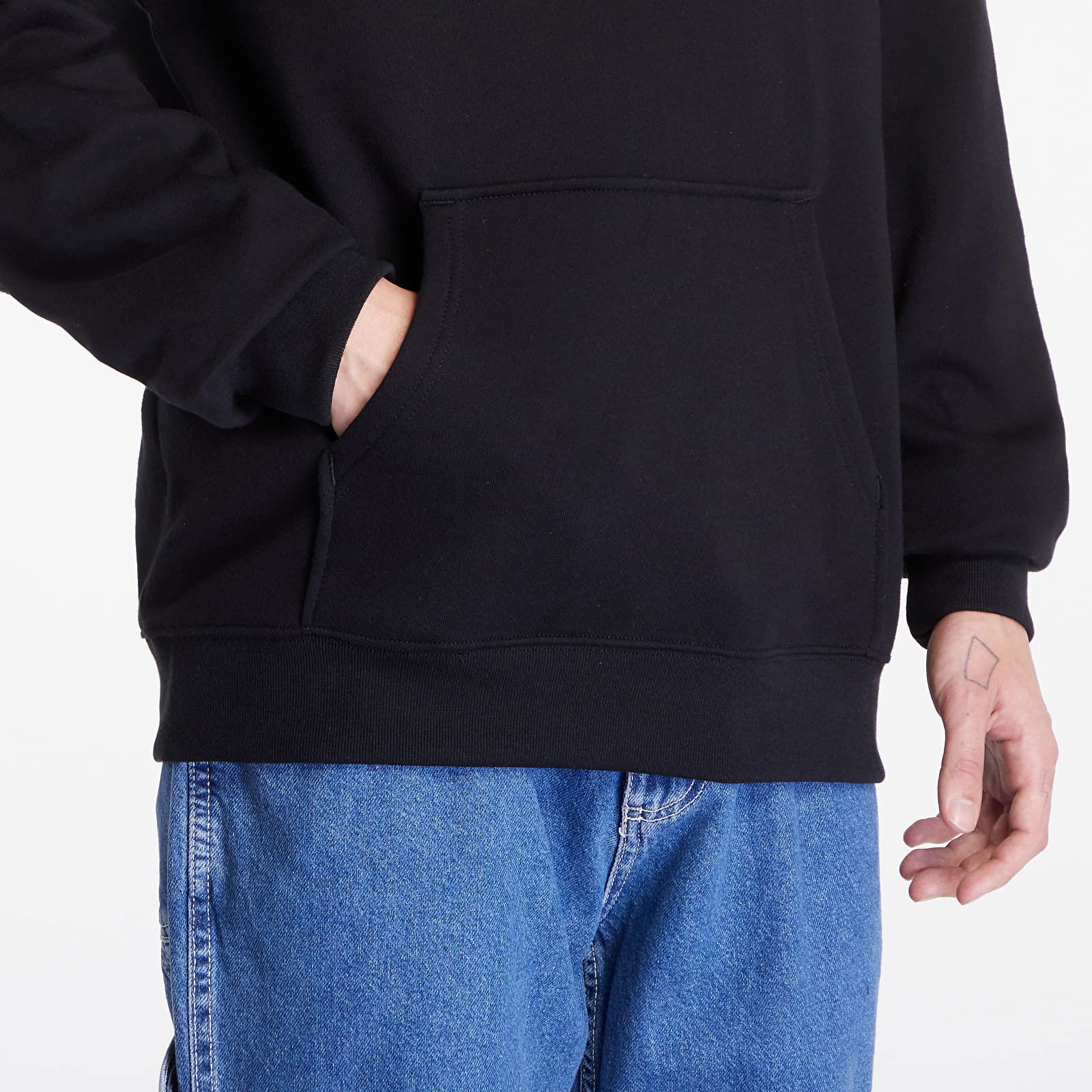 Classic Pullover Black