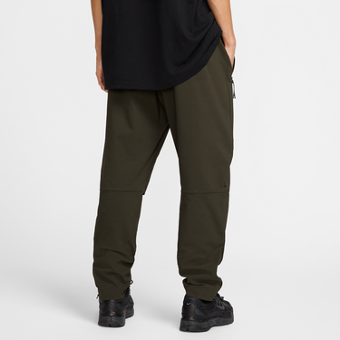 Tepláky Nike Nike Tech Woven Overpants Zelené | HM8241-355, 1