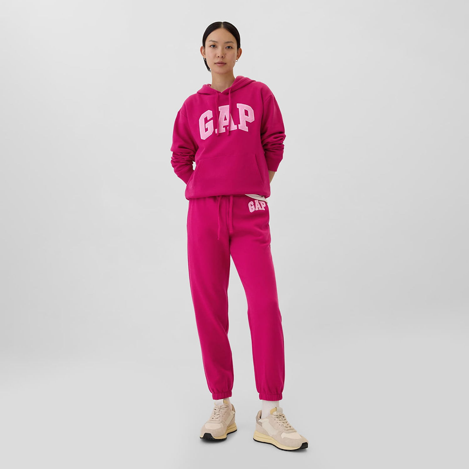 Nohavice a džínsy GAP Logo Jogger Bright Beet XS Ružová | 873023-09, 0