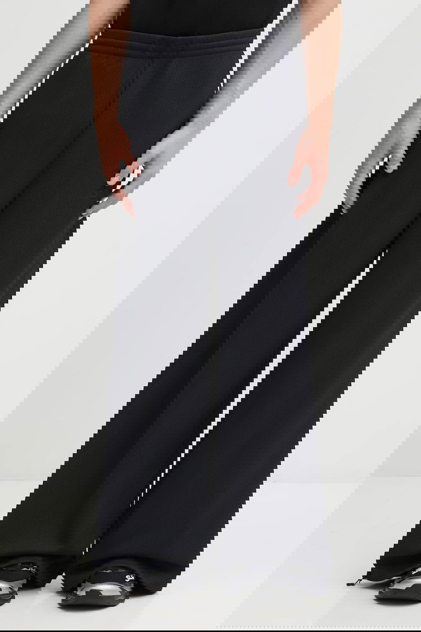 Nohavice Maison Margiela MM6 Maison Margiela x Salomon Waffle-Knit Wide-Leg Trousers Čierna | SH0KA0058.M20139.899, 0