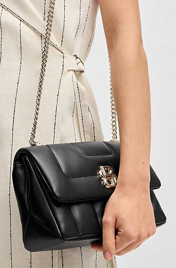 Kabelka BOSS Quilted Shoulder Bag with Monogram Hardware Čierna | 50523348, 1