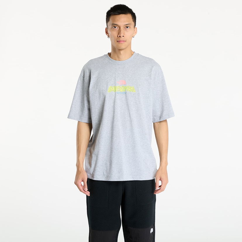 Tričko The North Face The North Face Expedition Celebration Oversized Short Sleeve T-Shirt Šedá | NF0A8E3CDYX1