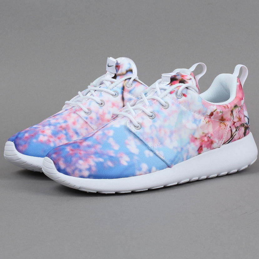 Tenisky a topánky Nike Roshe One Cherry Blossom Rôznofarebný | 819960-100