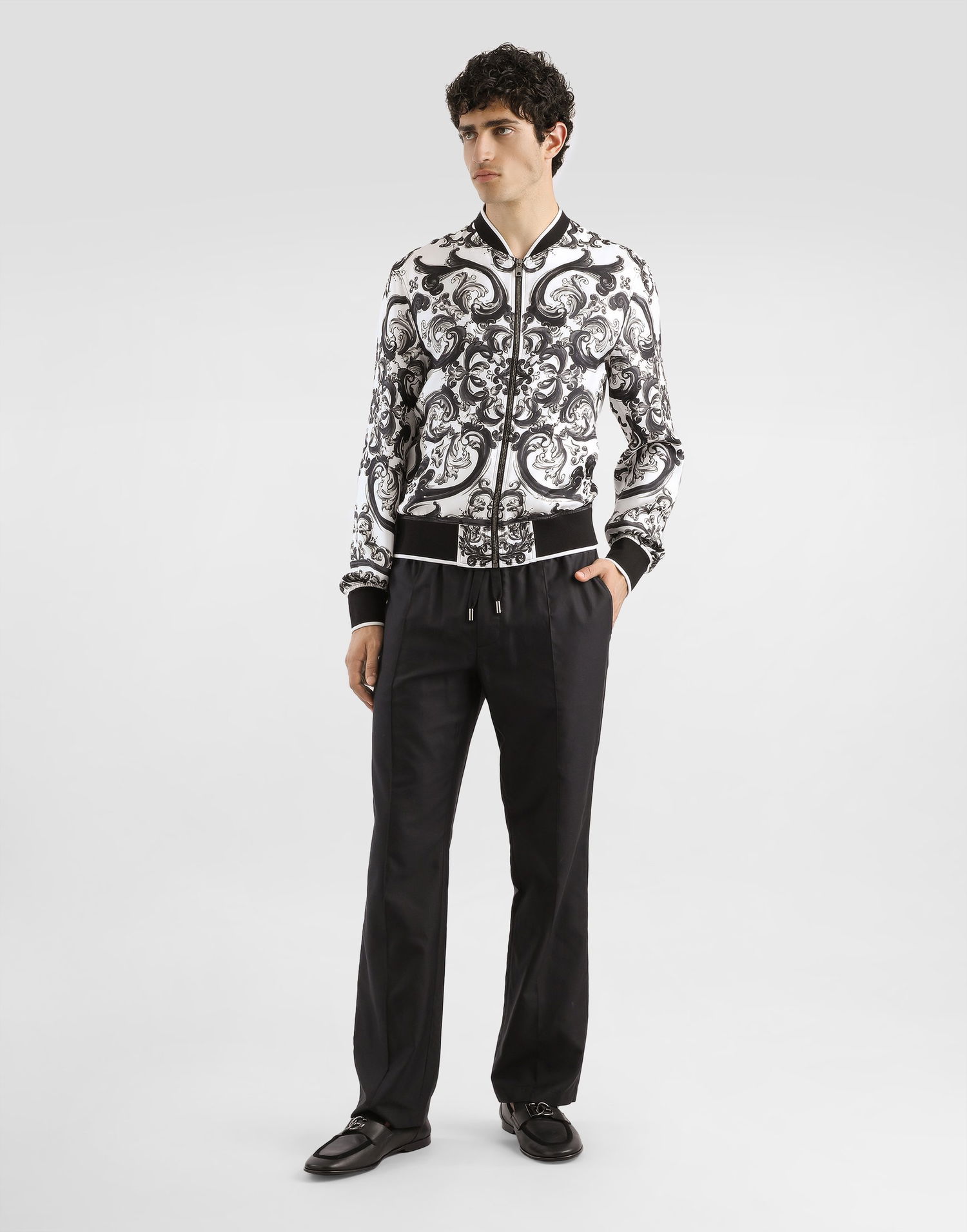 Bomber bunda Dolce & Gabbana Dolce & Gabbana Majolica-Print Twill Bomber Jacket Biela | G9BLZTHI1S6HX5DQ, 1