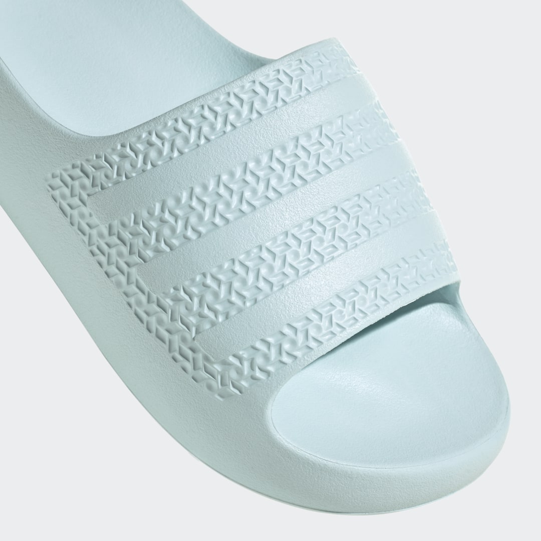 Adilette Ayoon