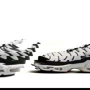 Air Max Plus Essential
