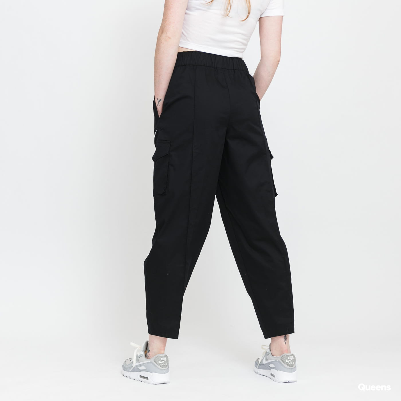 Cargo nohavice Nike Sportswear Essential Woven High Rise Cargo Pant Čierna | DD5983-010, 1