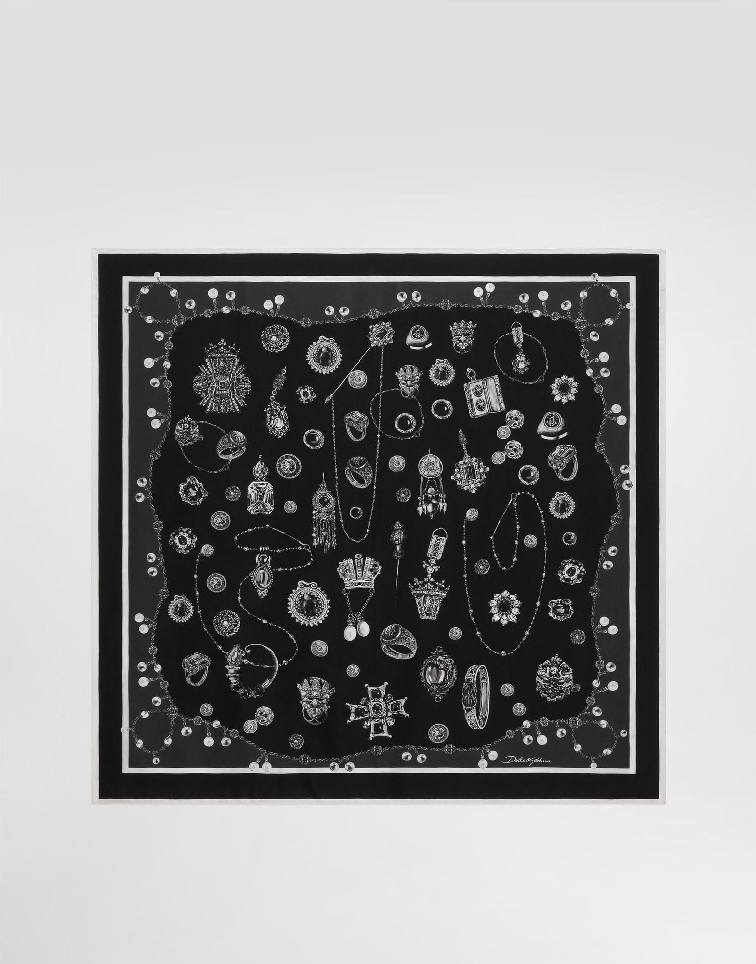 Šál Dolce & Gabbana Dolce & Gabbana Medals-Print Silk Twill Square Scarf Čierna | GQ348EG0WUSHN5QP, 0