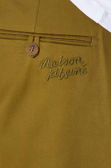 Nohavice MAISON KITSUNÉ Maison Kitsuné Relaxed Chino Pants Zelené | MM01106WW0078, 4