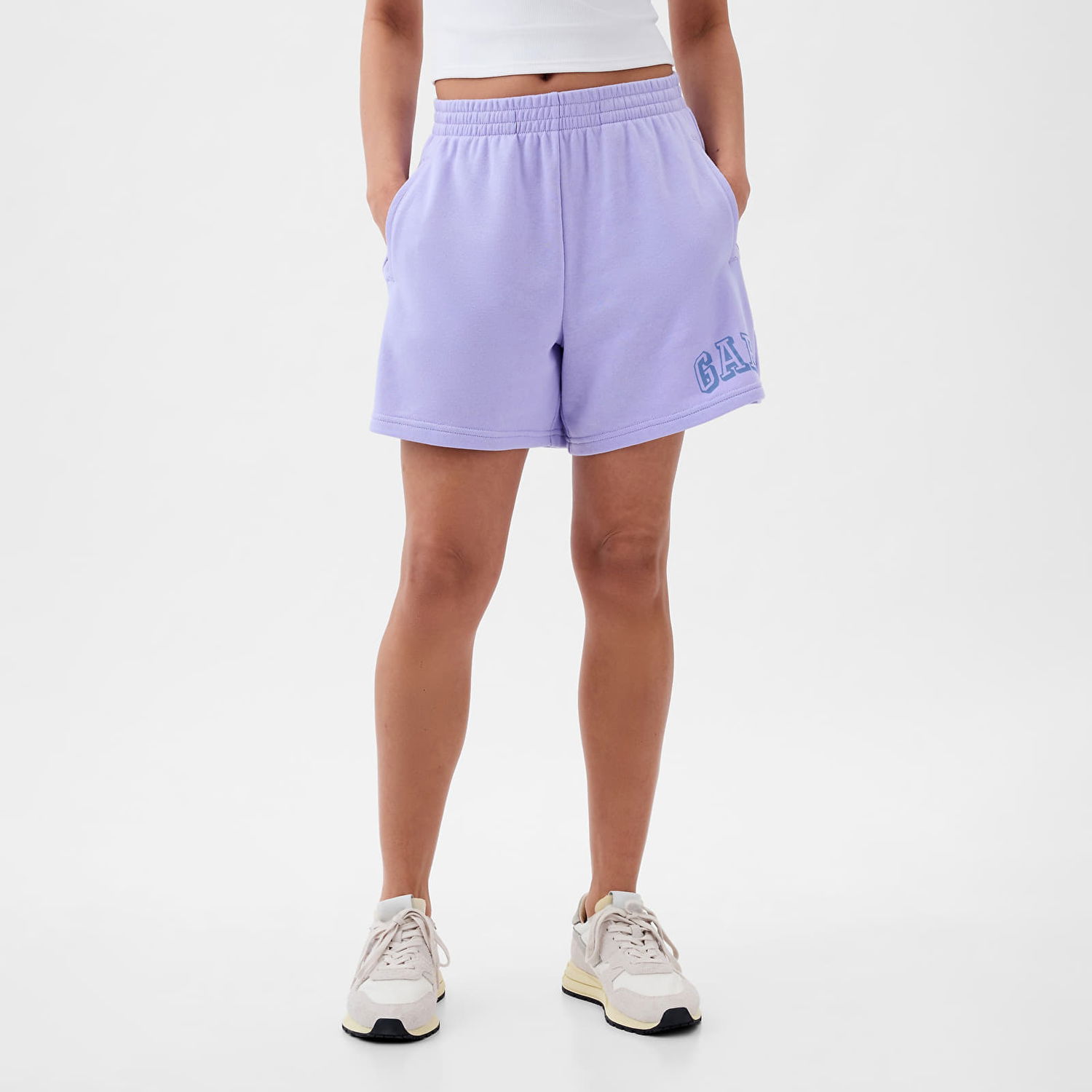 Šortky GAP Logo Shorts Fresh Lavender Fialová | 885590-00, 0