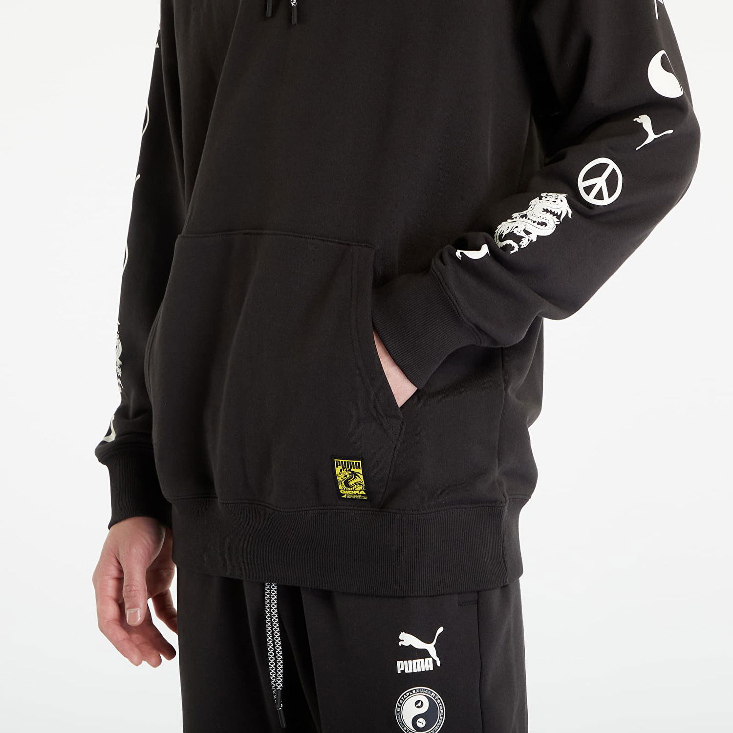 Mikina Puma STAPLE x Graphic Hoodie Čierna | 53982501, 1