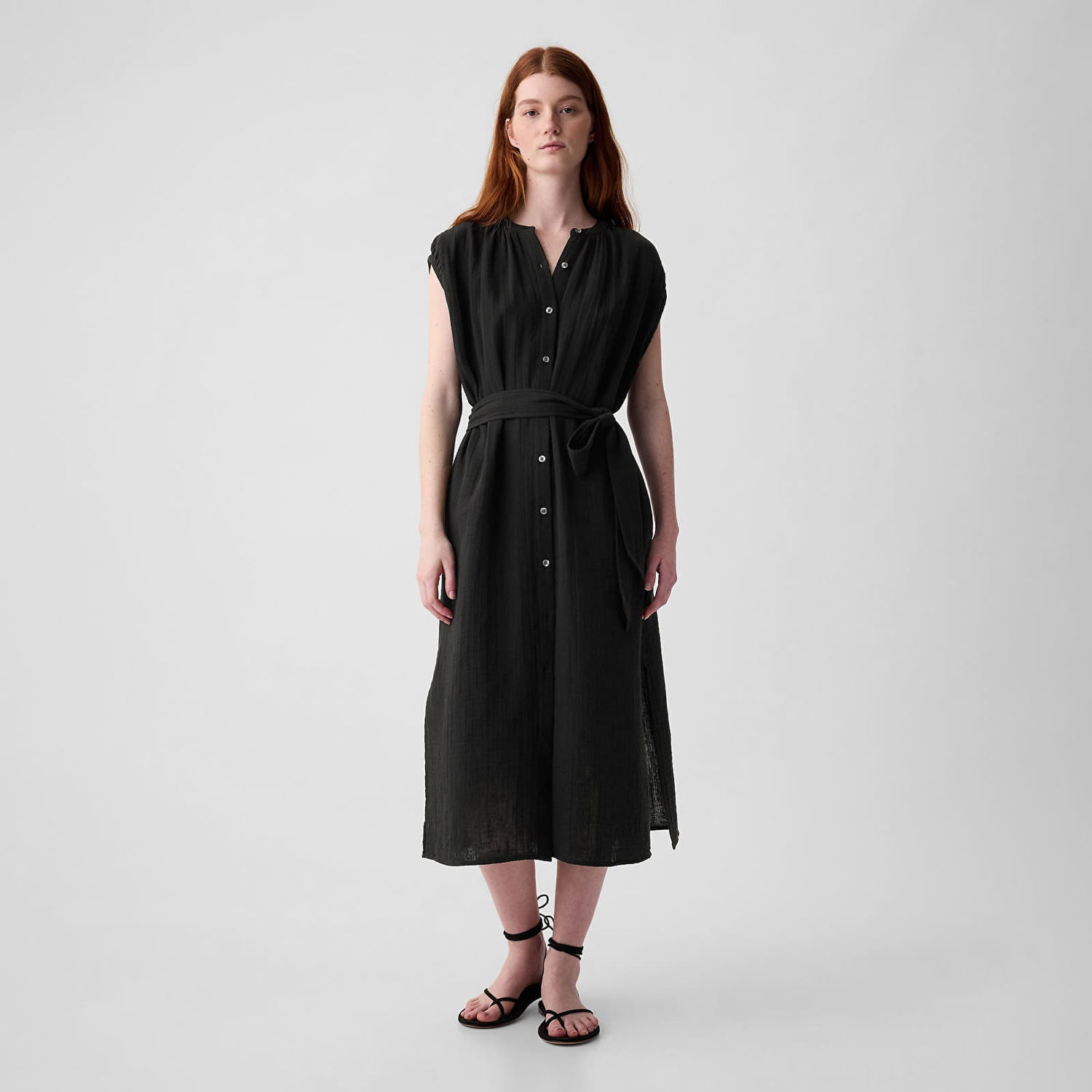 Šaty GAP Dresses Shortsleeve Gauze Tie Waist Button Down Midi Dress Black Čierna | 857632-02, 0