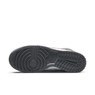 Tenisky a topánky Nike Dunk High "Embossed Basketball Grey Red" Šedá | FD0668-001, 1