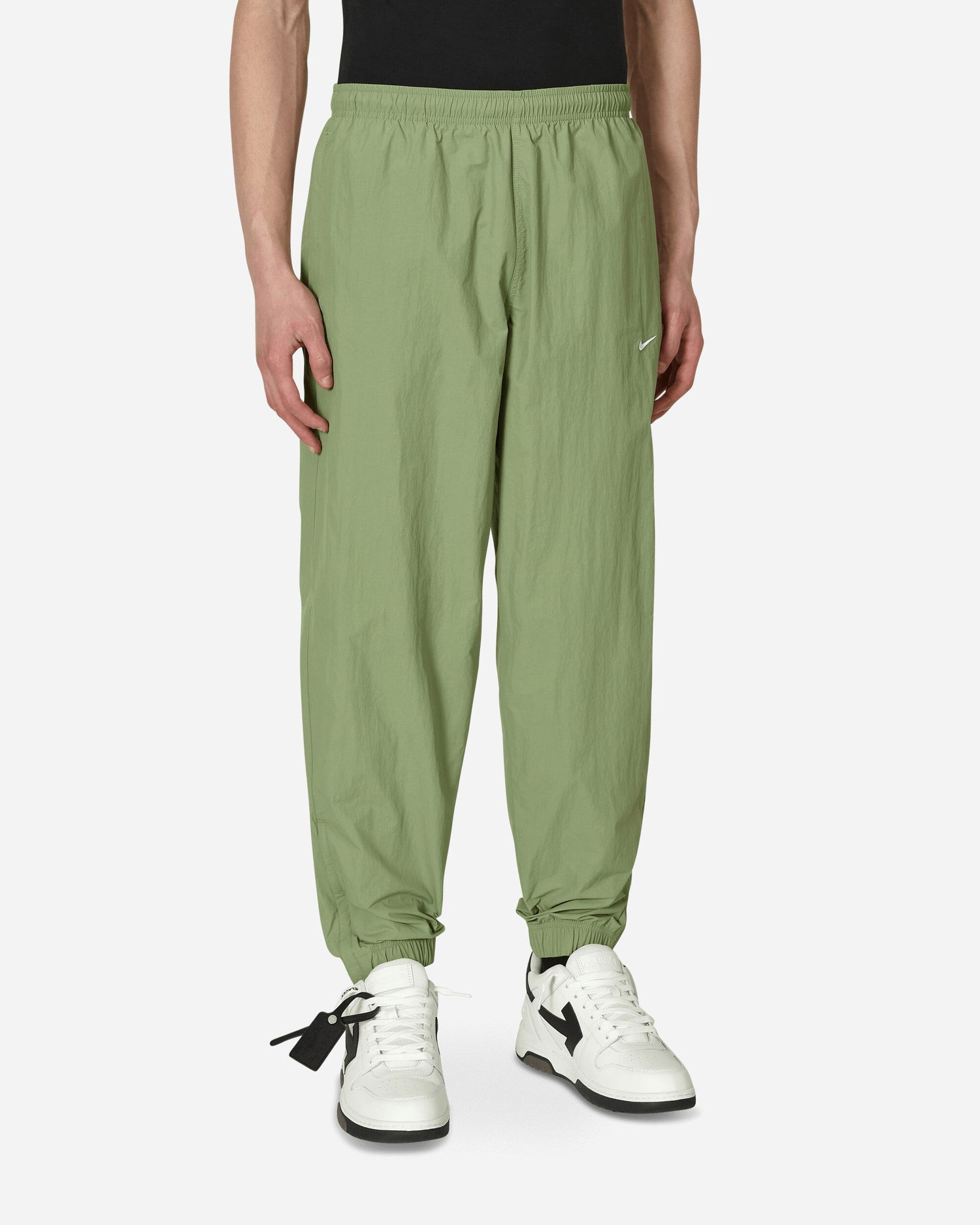 Nohavice Nike Solo Swoosh Woven Track Pants Zelené | DQ6571-386, 0