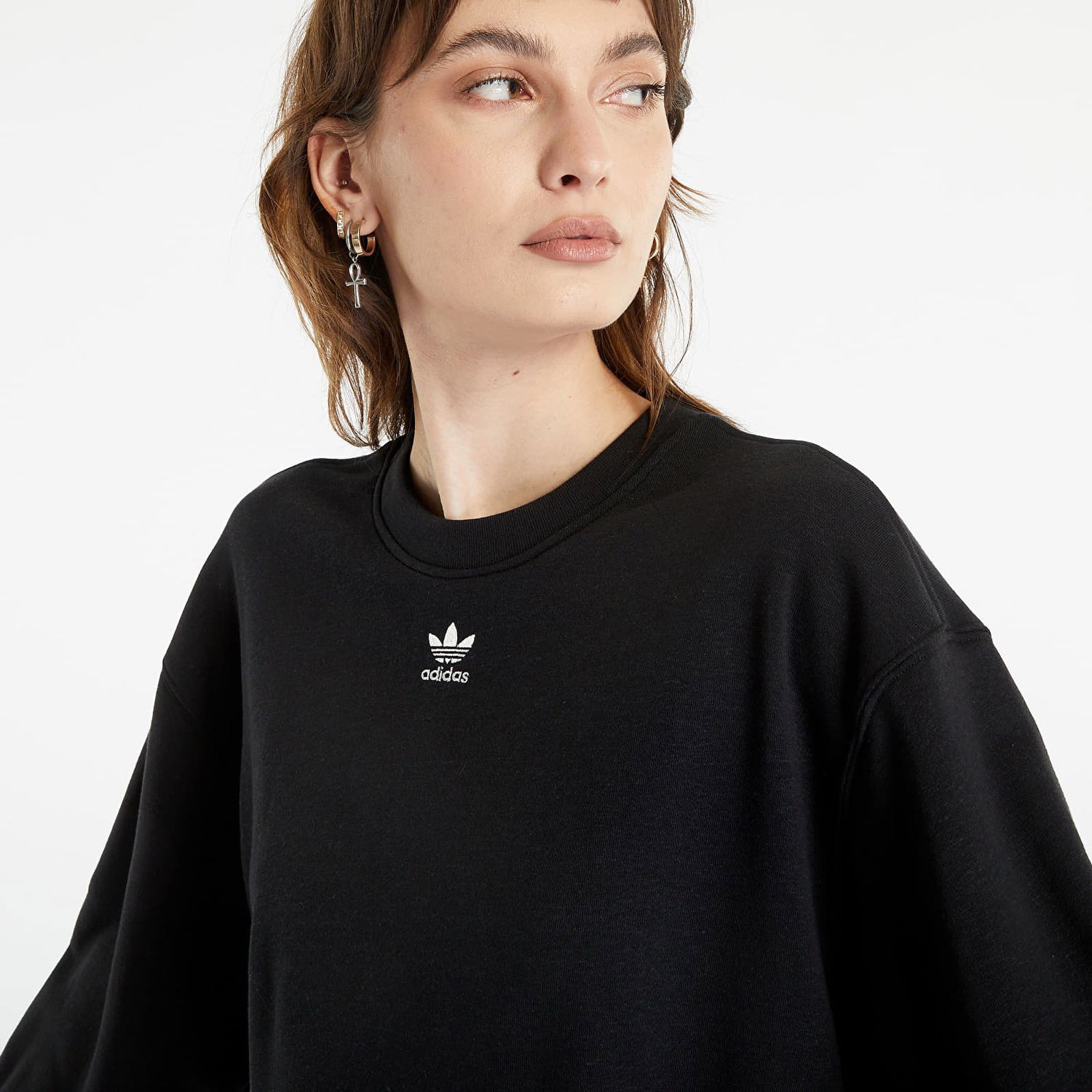 Mikina adidas Originals Essentials Sweatshirt Čierna | IC1824, 1