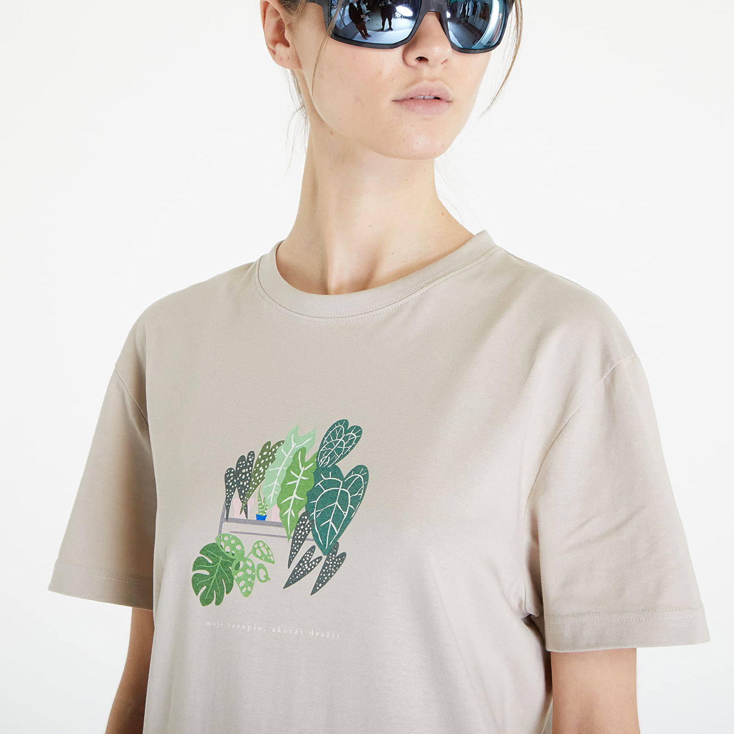 Tričko Queens Moje Terapie, Akorát Dražší T-Shirt Béžová | QNS_038, 1