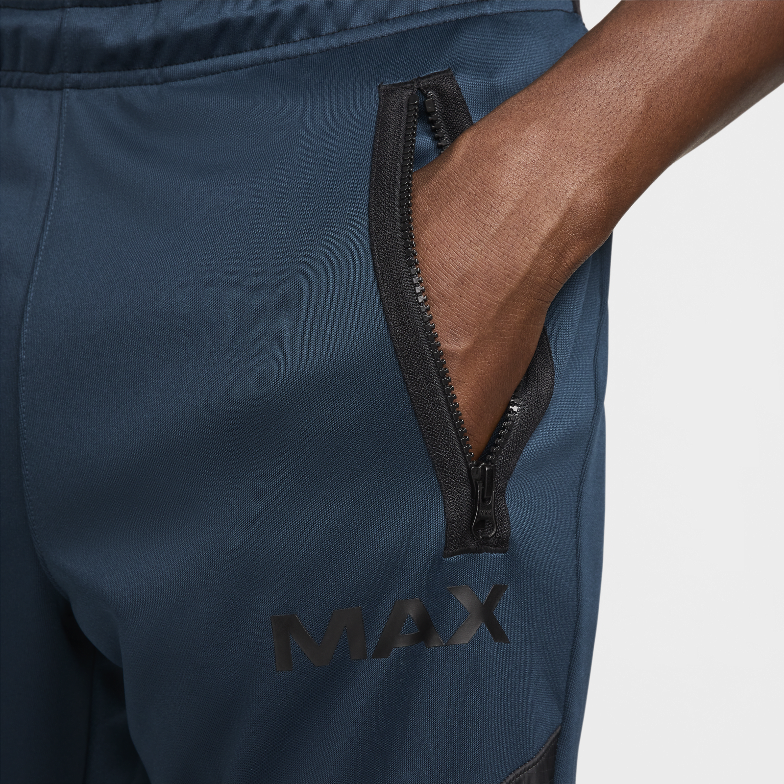 Air Max Woven Training Pants