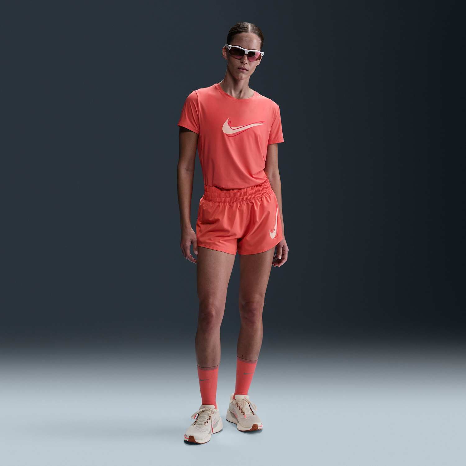 Šortky Nike One Dri-FIT Mid-Rise Running Shorts with Liner Oranžová | HJ2195-814, 1